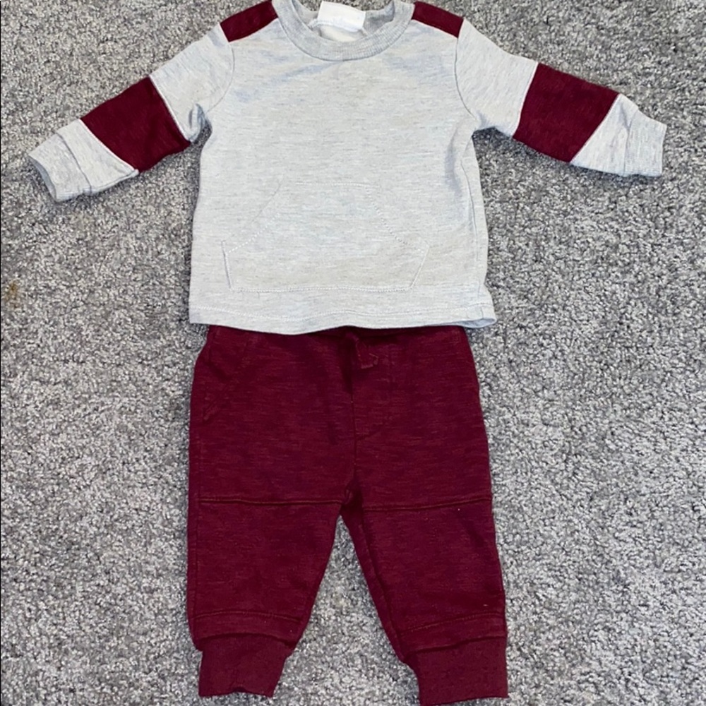 🟠 4/$25 First Impressions Baby Jogging Suit 0-3 M
